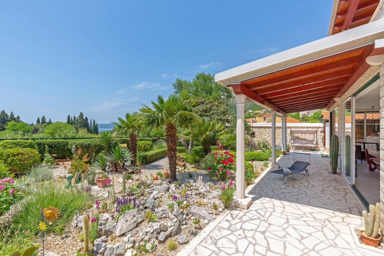 Hotel Sunny House Free Parking Trsteno Exterior foto